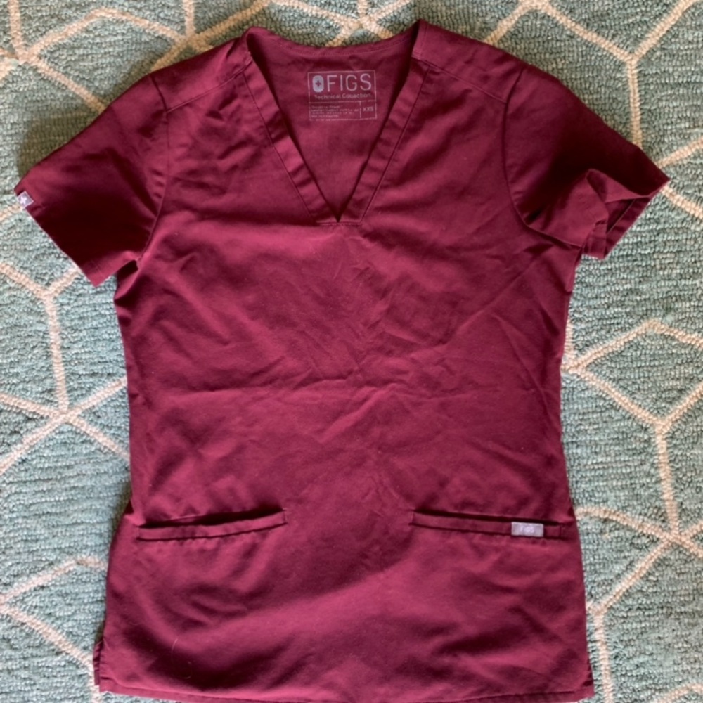 Casma Three-Pocket Scrub Top Burgundy - Size XXS